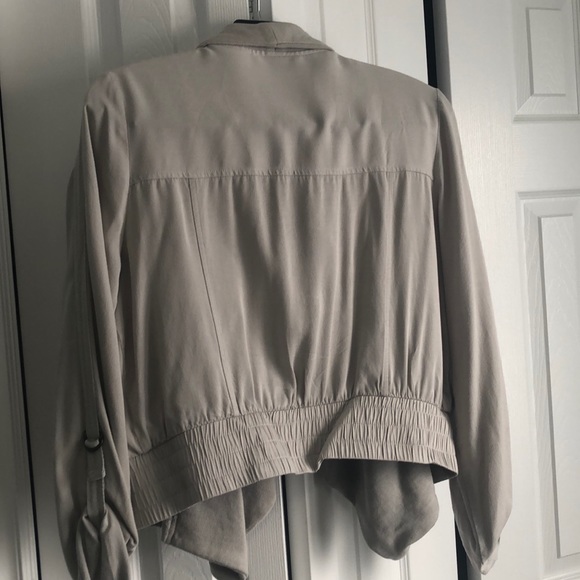 Grey jacket - Picture 2 of 3